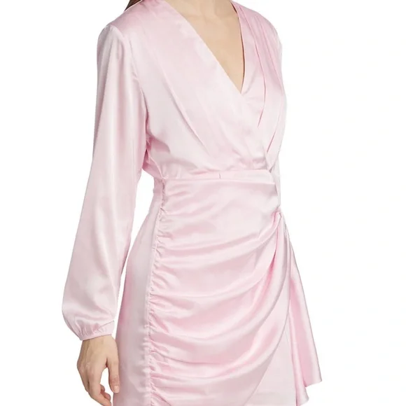 Wayf Attina Belted Wrap Dresssize XS NWT - Picture 3 of 8